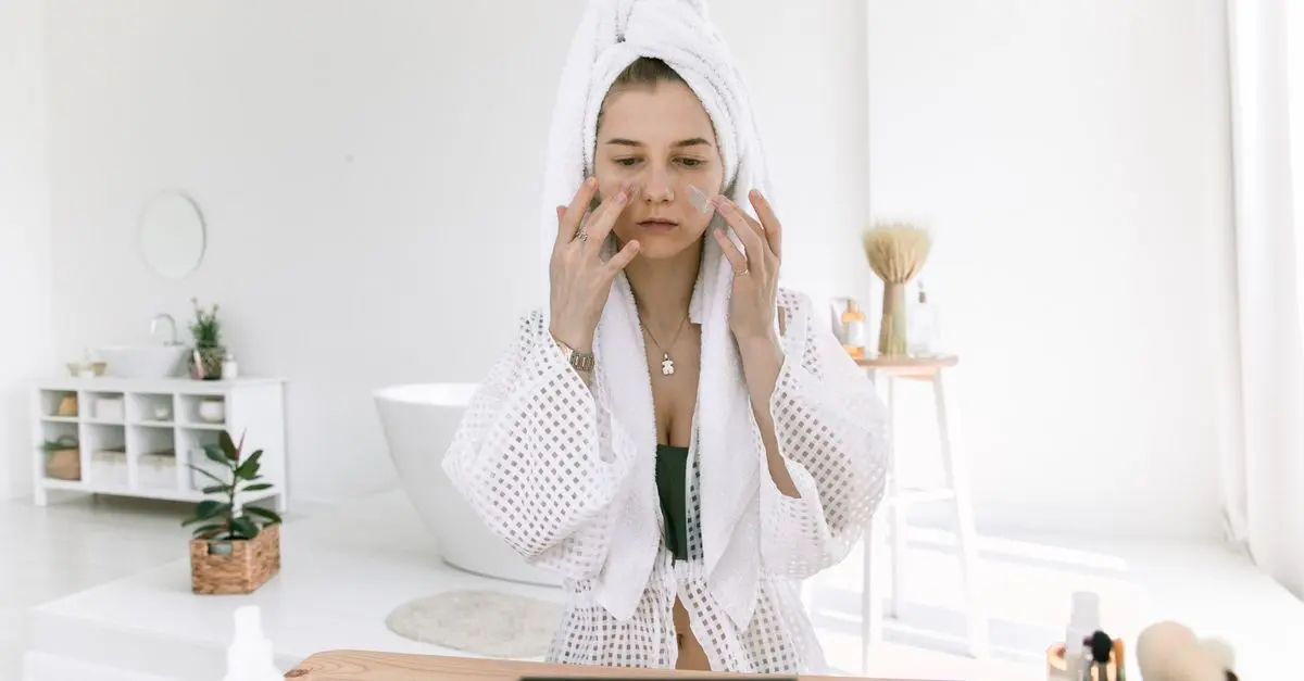 Cómo elegir el mejor tónico facial para tu tipo de piel