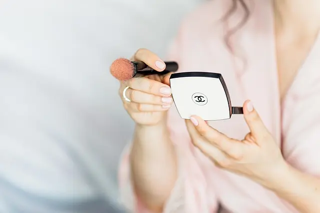 Cómo preparar tu piel para el maquillaje: Consejos esenciales