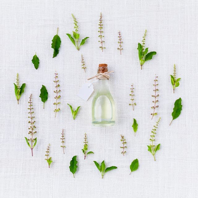 Cómo seleccionar el mejor aceite facial según tu tipo de piel